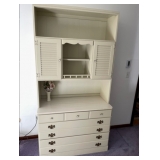 Ethan Allen Chest w/Hutch