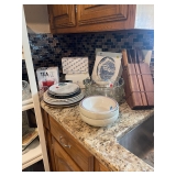 dishes / mugs / knives