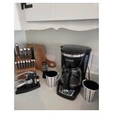 coffeemaker, knife set