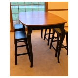 High top table with one leaf