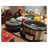 Crock Pot, baking dishes