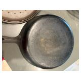 Cast Iron Skillet with Lid