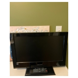 18" Flat screen TV/remote 
