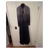 Cachet size 8 Gown