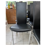Set of 8 chairs with expandable glass dining table
