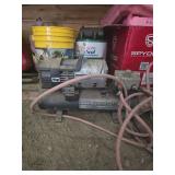 Portable air compressor 