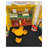 Vintage Fisher - Price Little People Play Family House - set includes people & various furniture pie