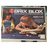 Vintage Sears "Brix Blox" 785-piece construction set