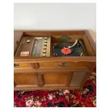 $400, 1960’s Magnavox Micromatic Stereophonic Stereo Console Record Player 