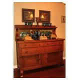 CUTE & GLASSY MURFREESBORO ESTATE SALE 