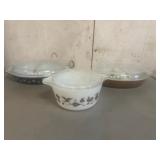 Vintage Pyrex Casserole Dishes