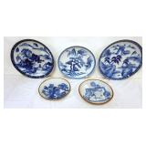 1120	GROUP OF ASSORTED JAPANESE BLUE & WHITE CHARGES AND PLATES, LARGEST APPROXIMATELY 15 IN