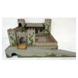 1188	VINTAGE 1960S BRITAINS WOOD CASTLE, MIDEVIL CASTLE, APPROXIMATELY 17 IN X 14 IN X 12 IN H