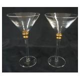 1138	PAIR OF SIGNED STEPHEN SMYERS CHAMPAGNES W/GILT GOLD GLASS RINGS ON STEMS, EACH APPROXIMATELY 8