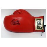 1188	EVERLAST BOXING GLOVE WITH SIGNATURE ATTRIBUTED TO REBERTO DURAN
