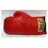 1190	EVERLAST BOXING GLOVE WITH SIGNATURE ATTRIBUTED TO EARNIE SHAVERS