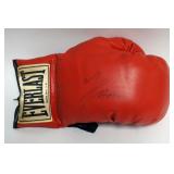 1199	EVERLAST SIGNED BOXING GLOVE