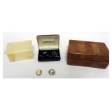 1127	ONYX OURO BRAZIL BOX, WOODEN CARVED BOX, SWANK MENS CUFF LINK AND TIE TACK SET IN BOX, LADIES M