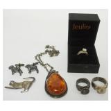 1079	ASSORTED JEWELRY LOT INCLUDING JEULIA STERLING RING, R NICOLS STERLING CAT PIN, 2 SEAL STAMPS, 