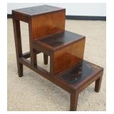 1145	MAHOGANY LEATHER TOP BED STEP WITH PULL OUT HIDDEN DRAWER, WEAR TO LEATHER, APPROXIMATELY 28 IN