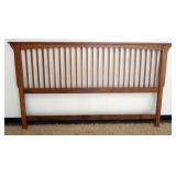 1174	OAK MISSION STYLE FULL SIZE HEAD BOARD, APPROXIMATELY 81 IN X 50 IN