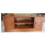 1175	MODULAR FLAT SCREEN TV CABINET, APPROXIMATELY 62 IN X 18 IN X 27 IN H