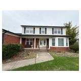 Packed VINTAGE Bloomfield Estate Sale // MCM, Kitschy, Art, Decor and More!