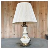 GILT CERAMIC TABLE LAMP | Dimensions: h. 24.5 in (over finial)