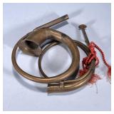 (2pc) Brass Horns | Dimensions: w. 11.5 in (largest)