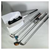(5pc) NOVELTY GOLF CLUBS & OTHER | Mixed lot of various novelty golf clubs and normal driver & putte