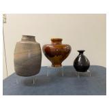 (3pc) Ceramic Pottery - Japanese Vases | Japanese ceramic pottery vases, each with distinct characte