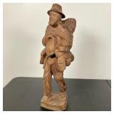PEDDLAR WOOD CARVING | Vintage Hand carved figure of a peddler, wanderer. Shipping Avaiable from UPS