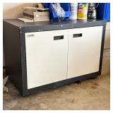 A COPY STEEL CASE ROLLING CABINET | Dimensions: h. 25 x w. 35.5 x d. 20.5 in Contact All Country Est