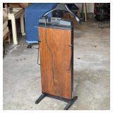 CORBY 7700 | NOT TESTED Dimensions: h. 43 in