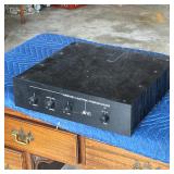 JANIS INTERPHASE 1-A ELECTRONIC CROSSOVER AMPLIFIER | Not tested!! Dimensions: h. 3.5 x w. 14 x l. 1