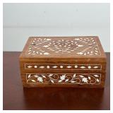 INDIAN WOOD & MOTHER-OF-PEARL INLAID TRINKET BOX
