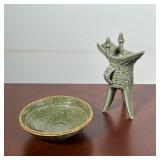 ASIAN-STYLE CELADON-GLAZED TRIPOD JUE & GREEN MARBLED BOWL