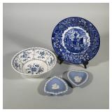 (4pc) BLUE AND WHITE CERAMICS INCLUDING WEDGWOOD, FERRARA, AND JOHNSON BROS A four-piece collection 