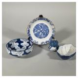 (4pc) JAPANESE BLUE AND WHITE PORCELAIN COLLECTION | A four-piece assortment of Japanese underglaze 