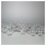 (15pc) ASSORTED ETCHED AND PLAIN CRYSTAL STEMWARE | This collection consists of seven etched crystal
