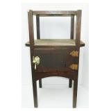 signed "Cushman" pipe stand