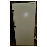 Kenmore Upright Freezer 46 h x 24 L x 22 w