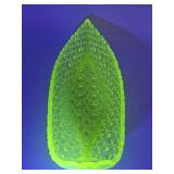 The item is a 14" long x 4" wide x 2.25" tall EAPG Daisy and Button canoe-shaped bowl in uranium gla