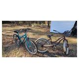 90s and 2000s Huffy Superia 15 inch blue mountain bicycle with straight handle bars and a Huffy Cran