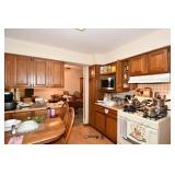 104-Kitchen