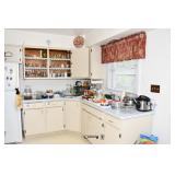 187-04 Kitchen (8)
