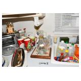 210-04 Kitchen (31)