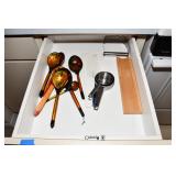 226-04 Kitchen (47)