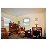 294-06 Bedroom B (2)