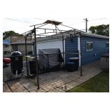 712-Back Yard